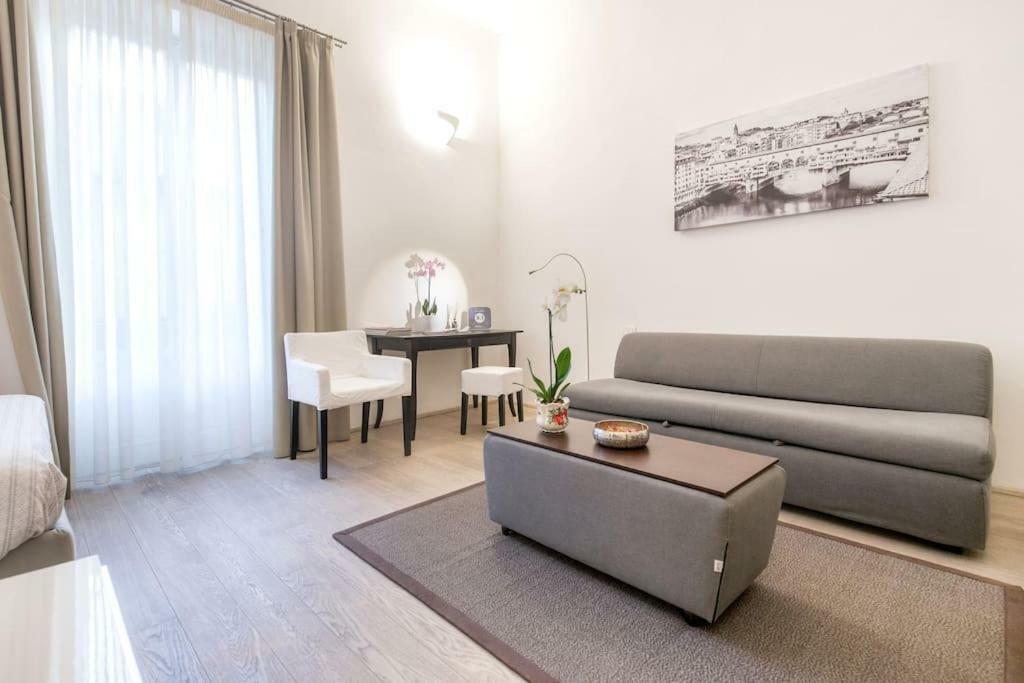 Santa Croce Studio Florence Buitenkant foto